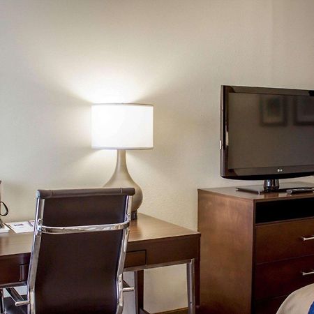 Comfort Inn & Suites Fuquay Varina Exterior foto