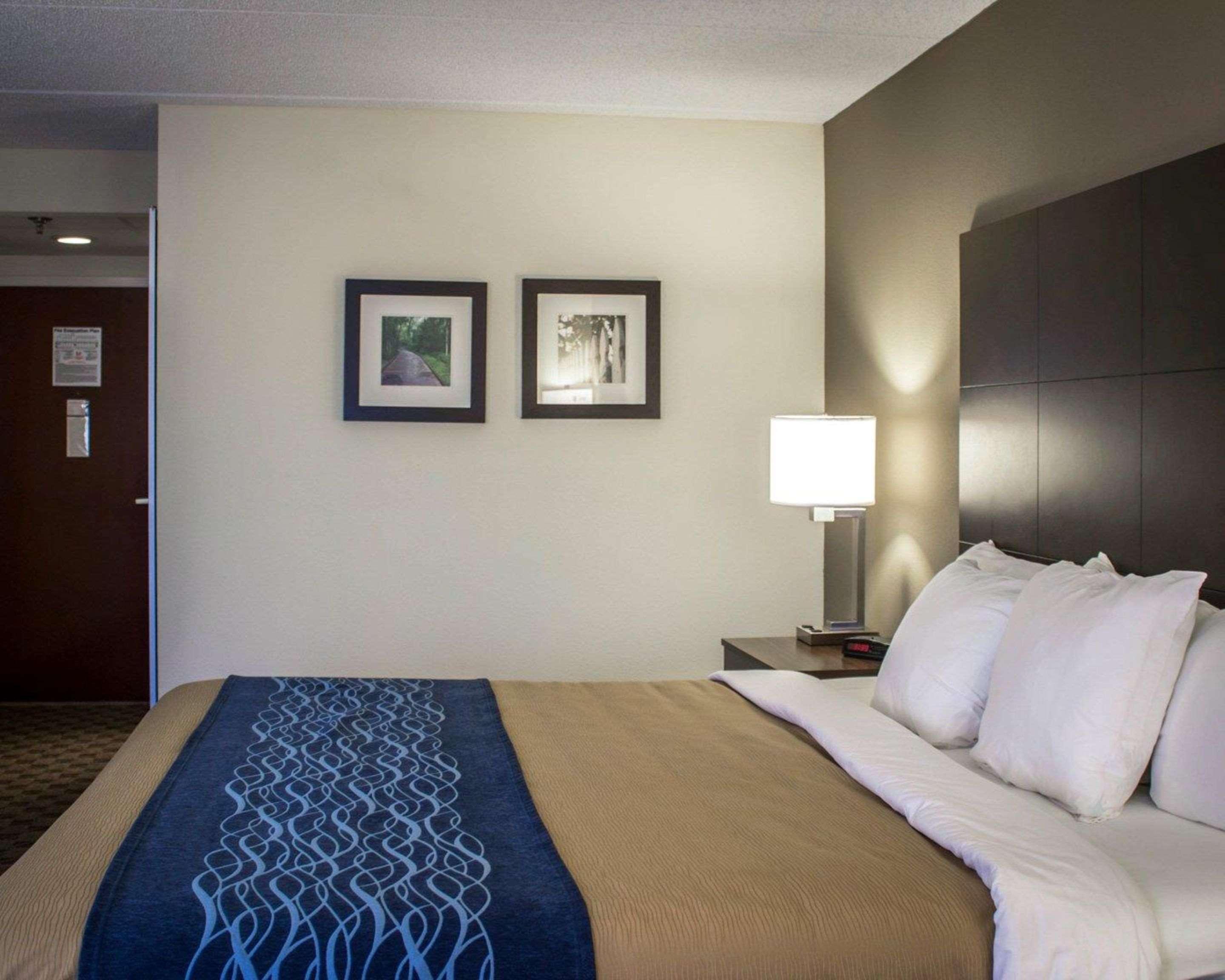 Comfort Inn & Suites Fuquay Varina Exterior foto