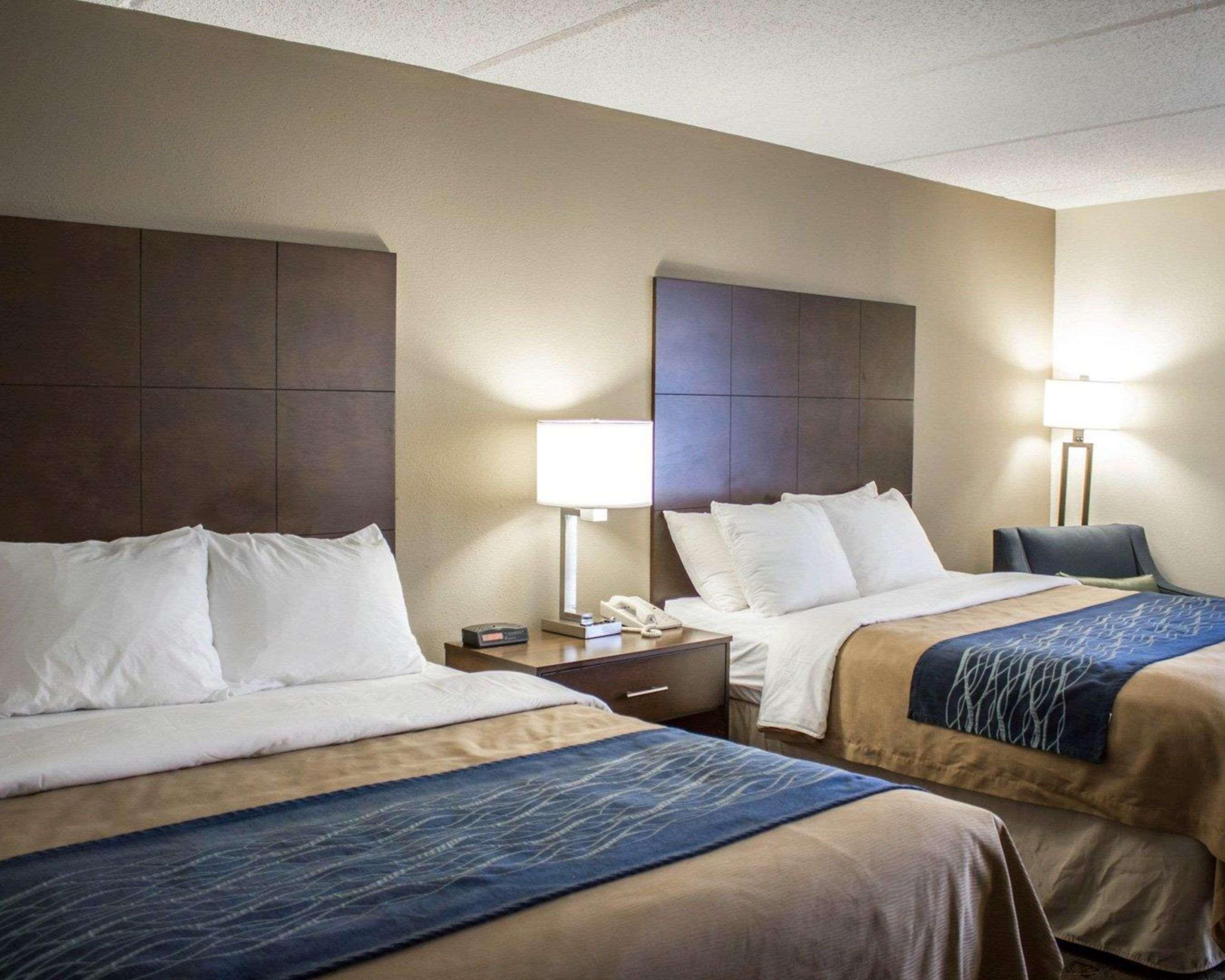 Comfort Inn & Suites Fuquay Varina Exterior foto