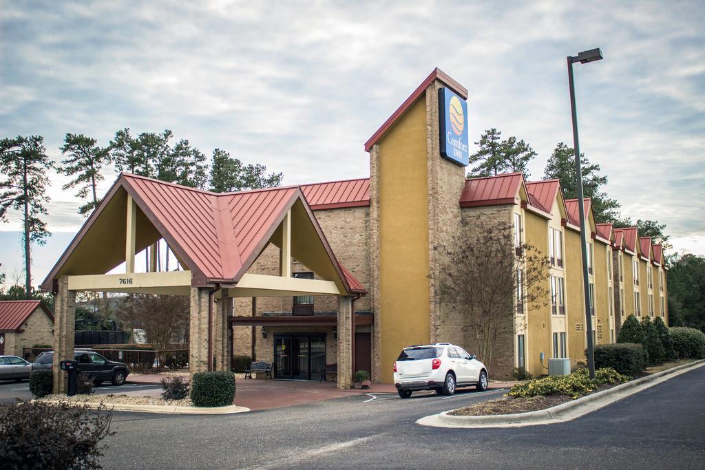 Comfort Inn & Suites Fuquay Varina Exterior foto