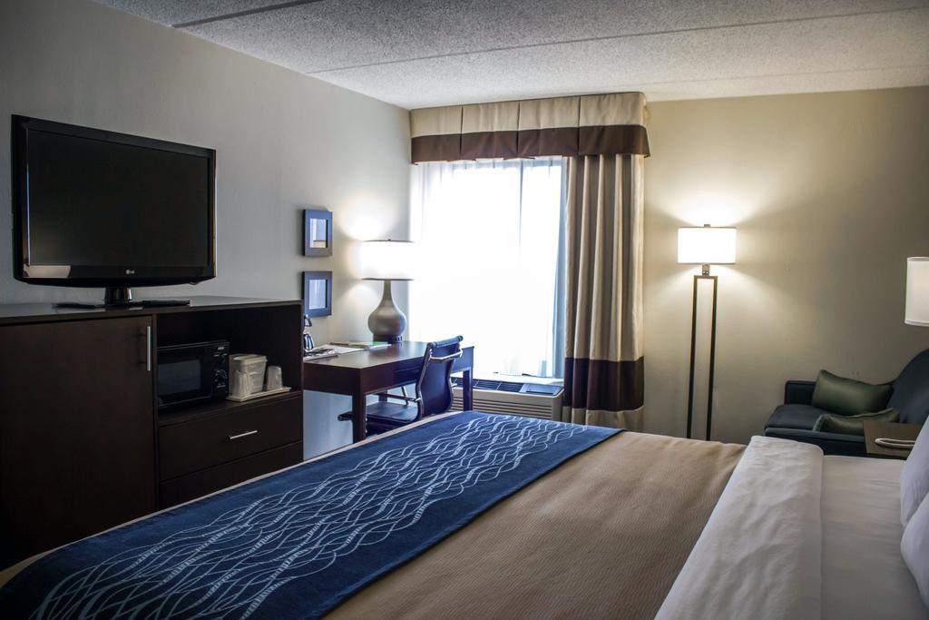 Comfort Inn & Suites Fuquay Varina Exterior foto