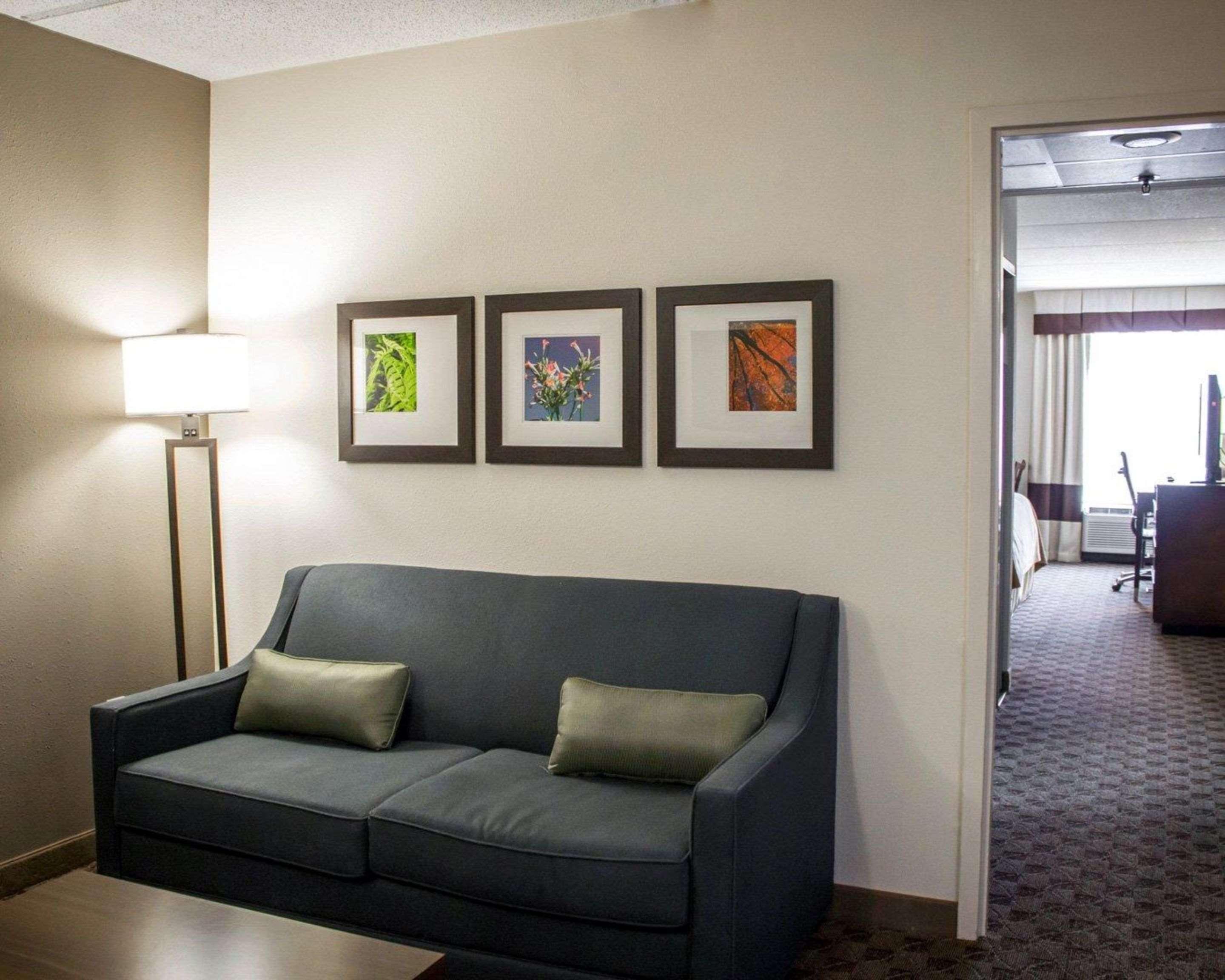Comfort Inn & Suites Fuquay Varina Exterior foto