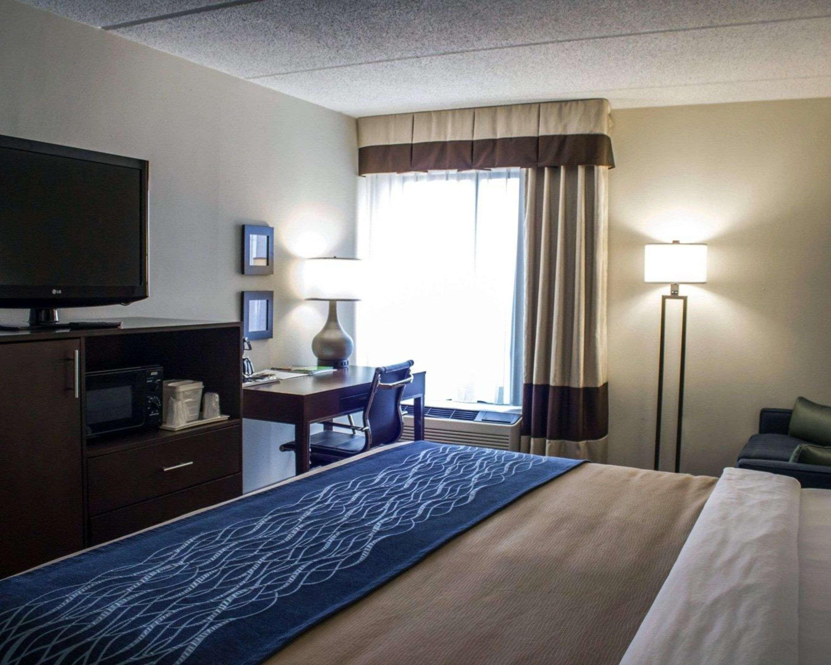 Comfort Inn & Suites Fuquay Varina Exterior foto