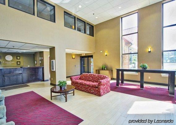 Comfort Inn & Suites Fuquay Varina Exterior foto